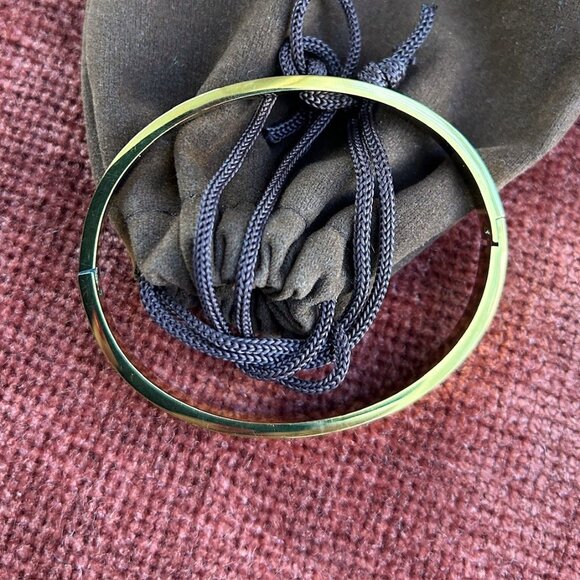 New FOUR LEAF CLOVER Bangle Bracelet Gold Tone - Picture 4 of 6